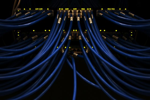 Fiber Optic Cable Crush Resistance: Why It Matters in Harsh Industrial Installations